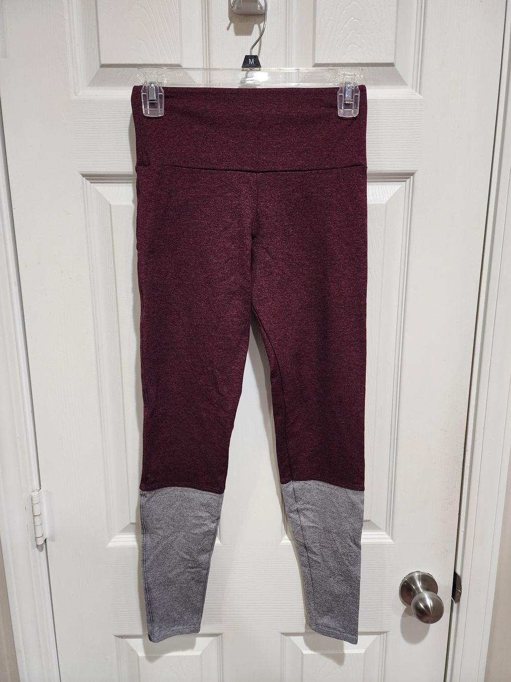 Onzie Flow Women’s S\M High Rise Two Tone Burgundy & Grey Exercise Leggings